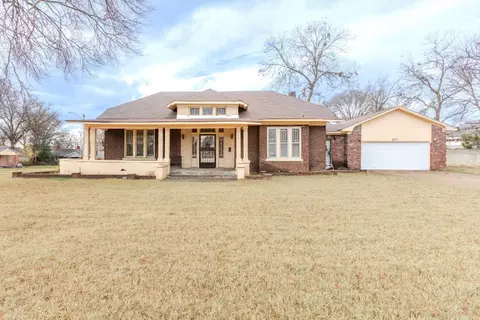2177 S Lauderdale St, Memphis, TN 38106