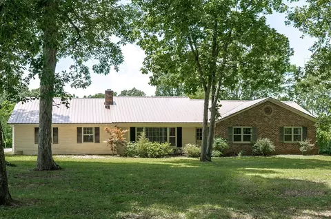 2733 New Hope Rd, Guys, TN 38339