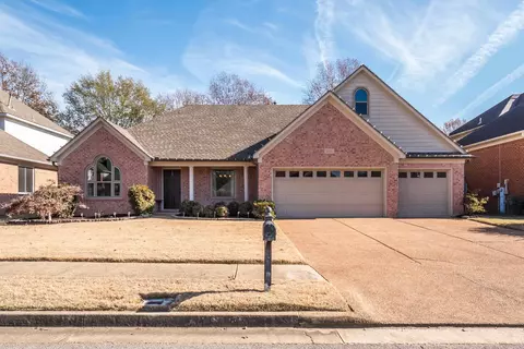 1316 E Rain Hollow Cir, Collierville, TN 38017