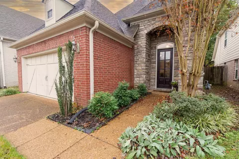 9935 Aberlour Dr, Cordova, TN 38016