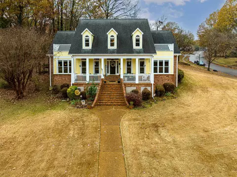 2665 Misty Brook Ln, Cordova, TN 38016