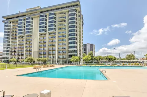 655 S Riverside Dr #304A, Memphis, TN 38103