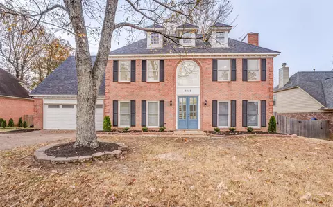 8825 Raspberry Ln N, Memphis, TN 38016
