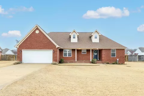 238 Azalea Dr, Atoka, TN 38004