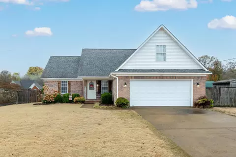 117 Azalea Dr, Atoka, TN 38004