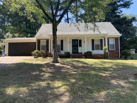 2965 Falkirk Rd, Memphis, TN 38128