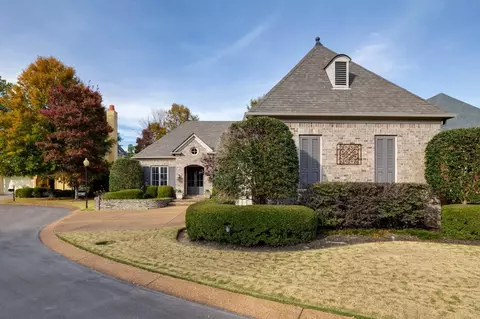 2432 Espalier Cv, Memphis, TN 38119