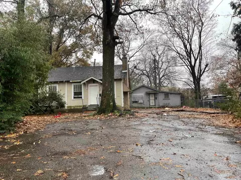 3061 Southern Ave, Memphis, TN 38111