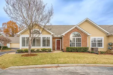 7432 Appling Club Cir #123, Cordova, TN 38016