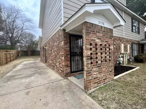 2176 Oldfield Dr, Memphis, TN 38134