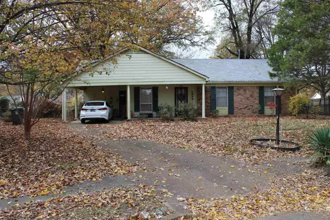 2859 Clearbrook St, Memphis, TN 38118