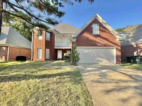 7992 Jills Creek Dr, Bartlett, TN 38133