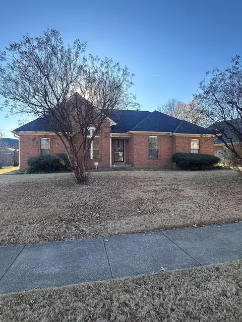 6651 Bright Star Ln, Bartlett, TN 38134