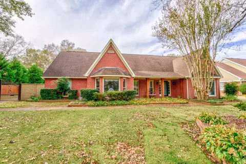 953 Wintree Dr, Collierville, TN 38017