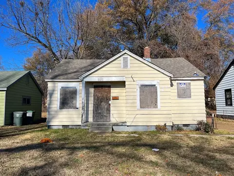 762 E Dempster Ave, Memphis, TN 38106