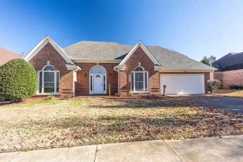 1496 Cider House Ln, Cordova, TN 38016