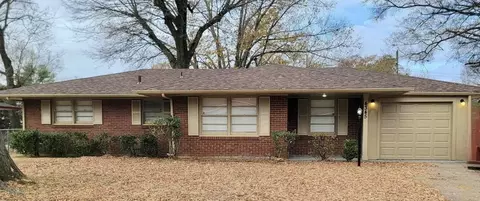 4345 Walnut Hill Dr, Memphis, TN 38109