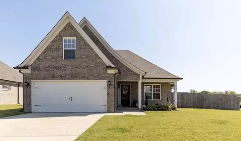 823 Crittenden Blvd, Marion, AR 72364