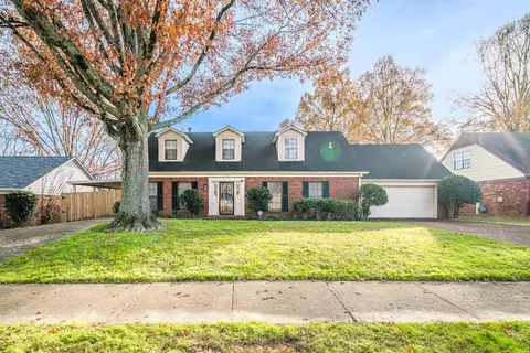 7133 Crestridge St, Memphis, TN 38119