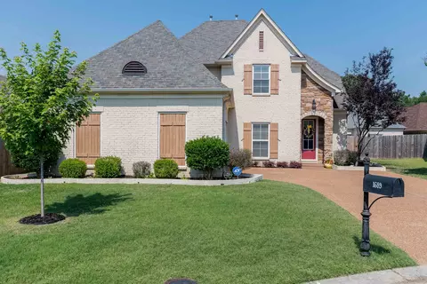 1689 Newton Oak Cv, Memphis, TN 38117