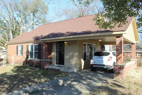 1706 Countryman St, Dyersburg, TN 38024