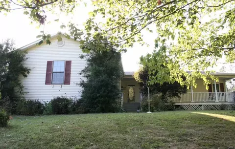 737 Burgies Chapel Rd, Dyersburg, TN 38024