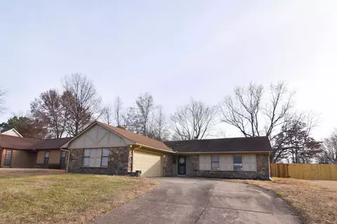 6023 Harvest Hill Cv, Memphis, TN 38141