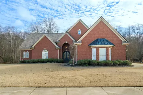 4896 Valley Birch Dr, Arlington, TN 38002