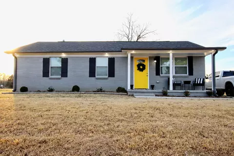 1760 Candy Owens Rd, Moscow, TN 38057