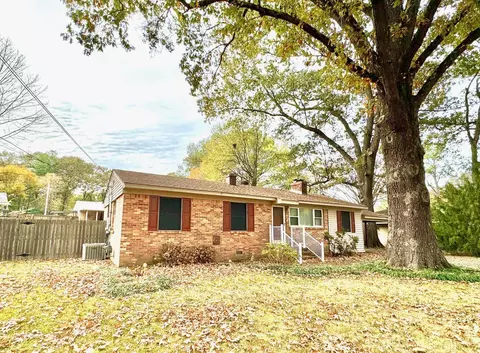 2613 Elmore Park Dr, Bartlett, TN 38134