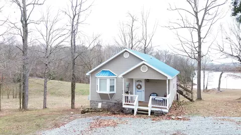 1225 Covenant Cove Ln, Bath Springs, TN 38311