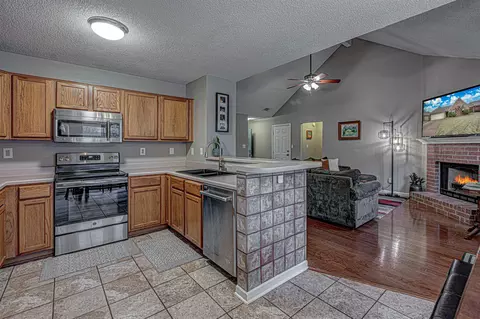 6910 Scofield Cv, Cordova, TN 38018