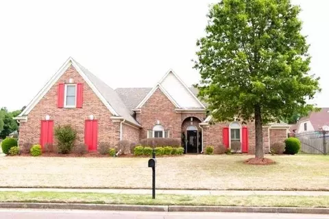 1532 Stable Run Dr, Cordova, TN 38016