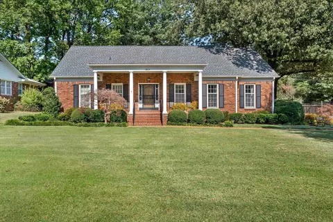 5904 Brierglen Ave, Memphis, TN 38120