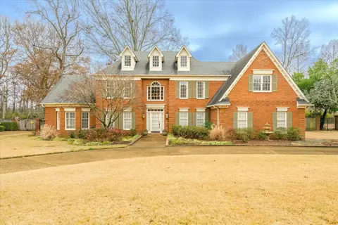 2128 Spring Hollow Ln, Germantown, TN 38139