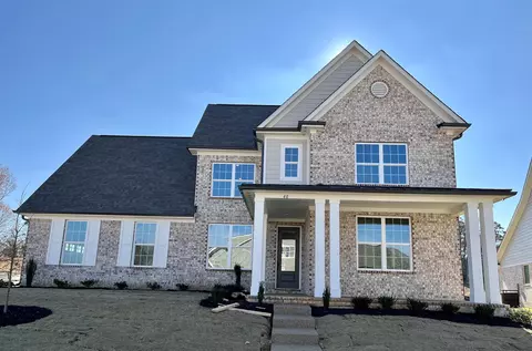 40 Hazel Crest Dr, Oakland, TN 38060