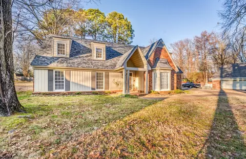 8444 Winthrop Dr, Germantown, TN 38139
