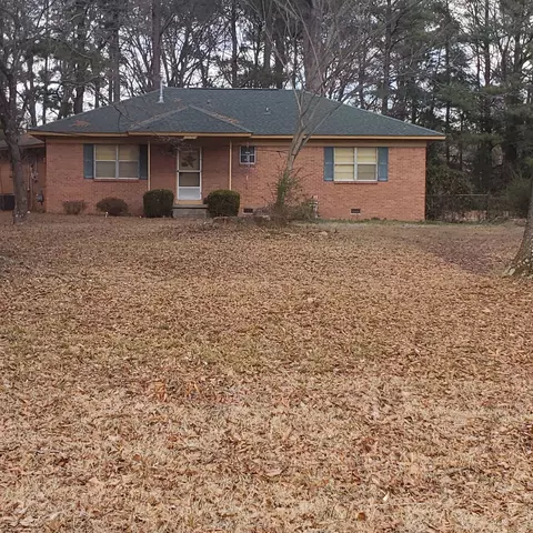 5558 Crestview Rd, Memphis, TN 38134