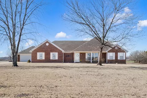 199 Terry Ln Rd S, Covington, TN 38019