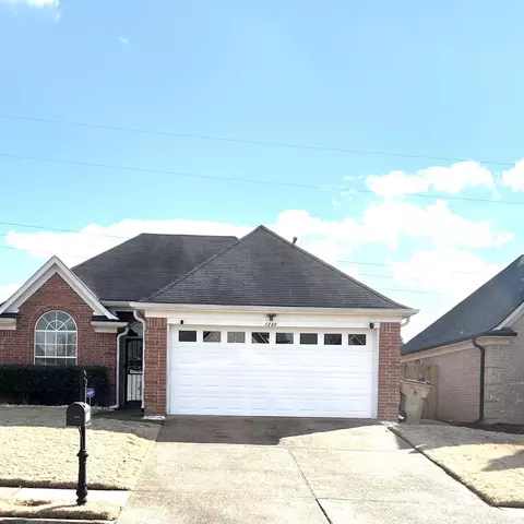 1230 Breezy Valley Dr, Cordova, TN 38018