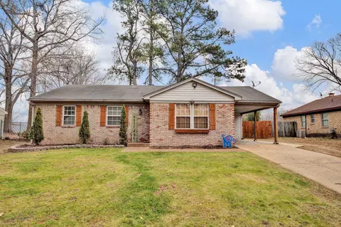2792 Marbry Dr, Bartlett, TN 38134
