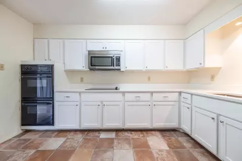 451 S Perkins Rd #451-4, Memphis, TN 38117