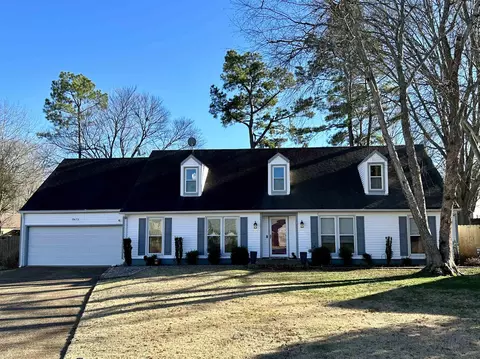 8675 Pine Needle Cv, Germantown, TN 38139