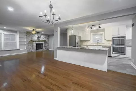 1409 Whiting St, Memphis, TN 38117