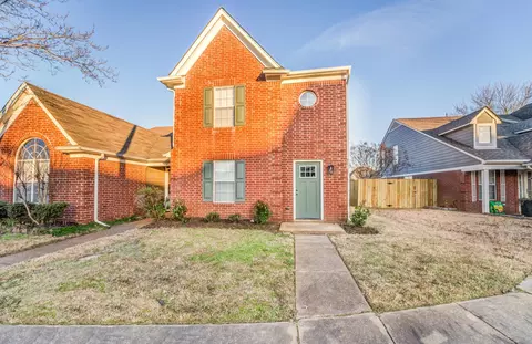 1076 Sunstar Dr, Cordova, TN 38018