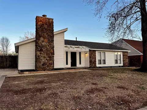 4098 Mimosa Hill Dr, Bartlett, TN 38135