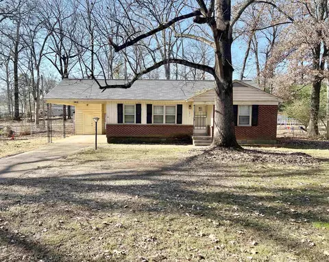 1411 Whitten Rd, Memphis, TN 38134