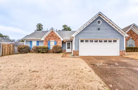 7058 Amberly Way Dr, Cordova, TN 38018