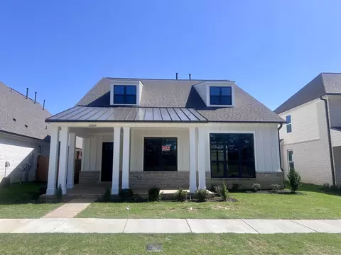 10249 Liam Ln, Collierville, TN 38017
