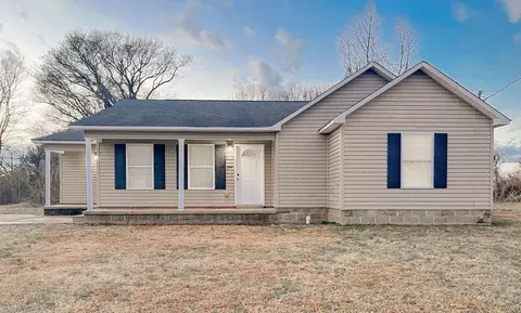 1914 Wooten St, Covington, TN 38019